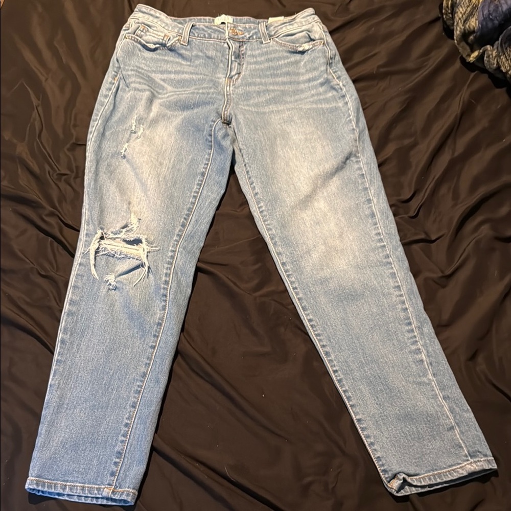 Distressed Light Blue Jeans